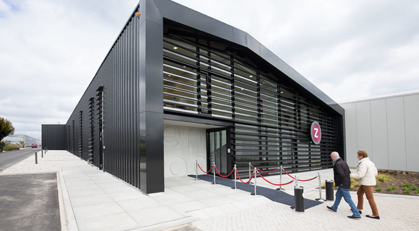Van Uffelen Flowers shows new high-tech chrysanthemum nursery